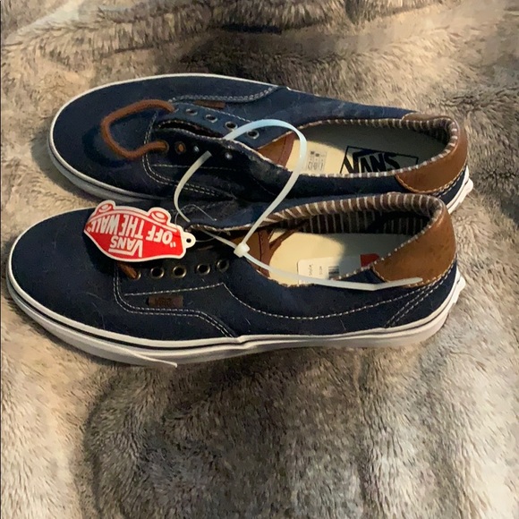 vans - Picture 2 of 2